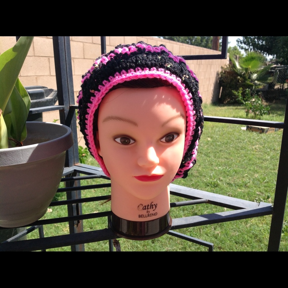 Crochet slouchy NWOT